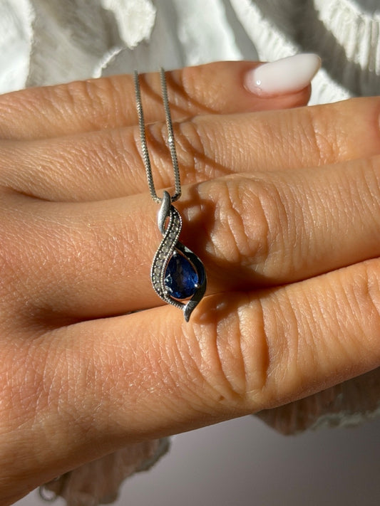 925 Sterling Silver Blue Sapphire & Quartz Necklace Length 16 in