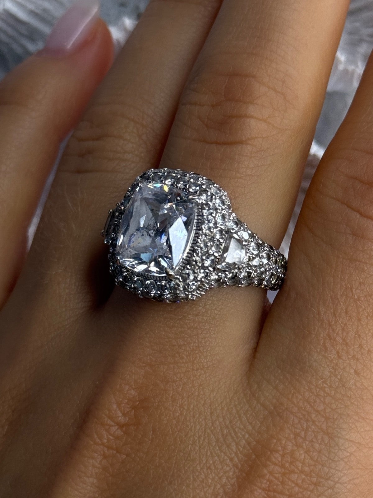 Beautiful Design 925 Sterling Silver Cz Ring Size 9