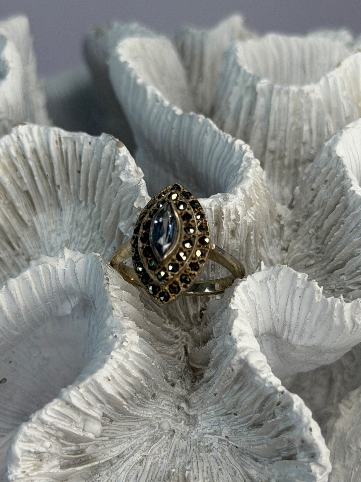 925 Sterling Silver Topaz & Marcasites Ring Size 5.5