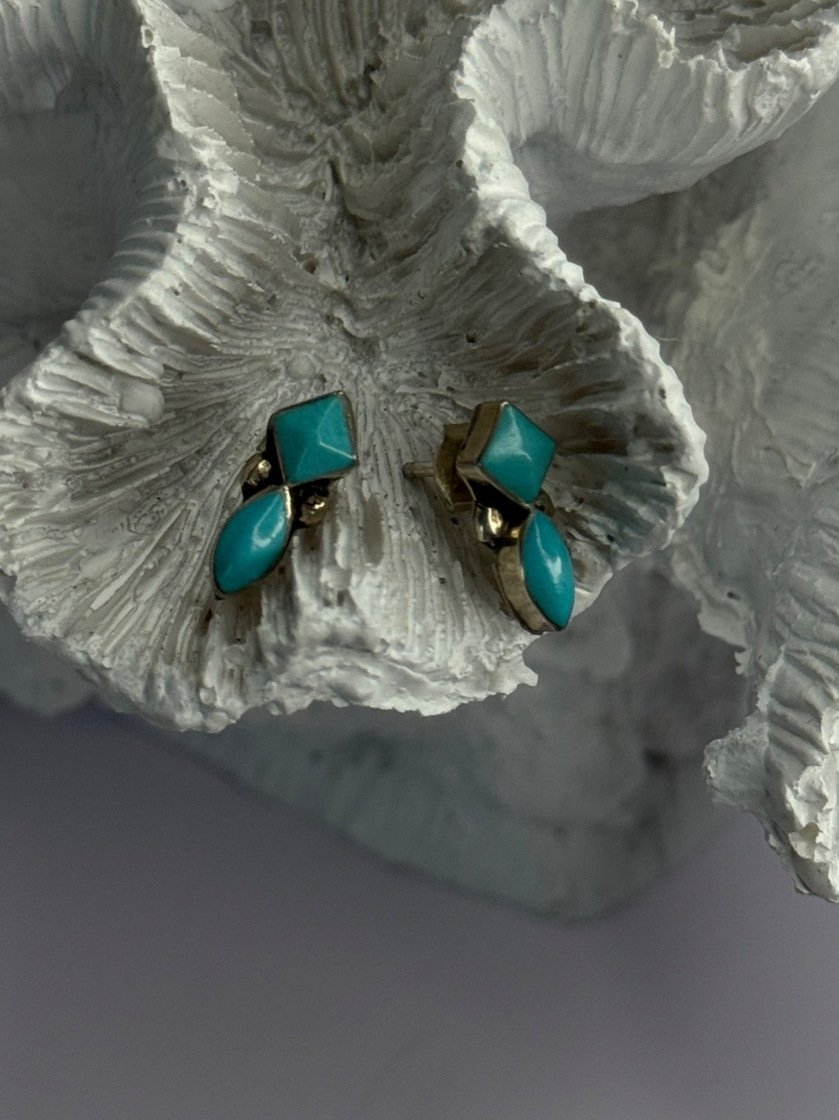 925 Sterling Silver Turquoise Earrings Length 0.50 Inch