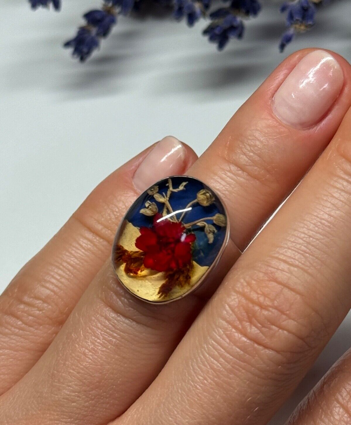 925 Sterling Silver With Natural Flowers In Epoxy Resin Ring Size 5