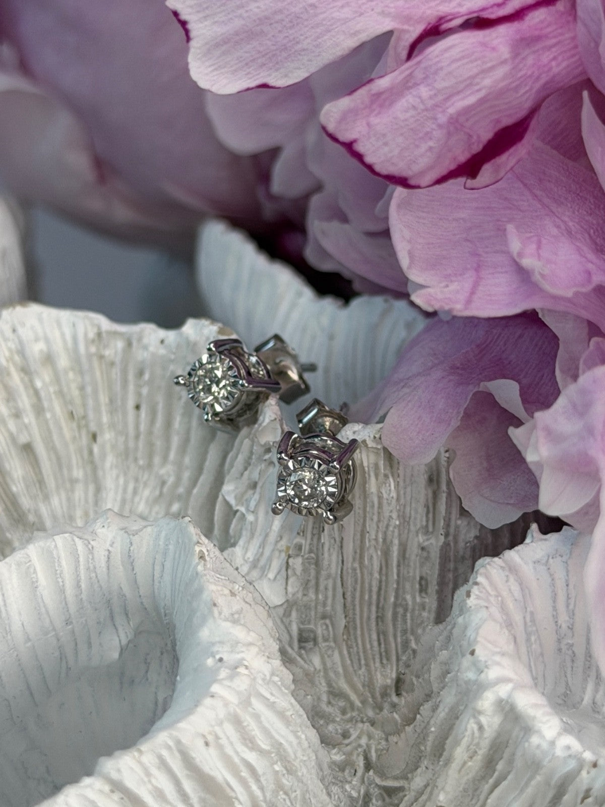 ZEI 14K White Gold Diamond tcw 0.14 ct Stud Earrings
