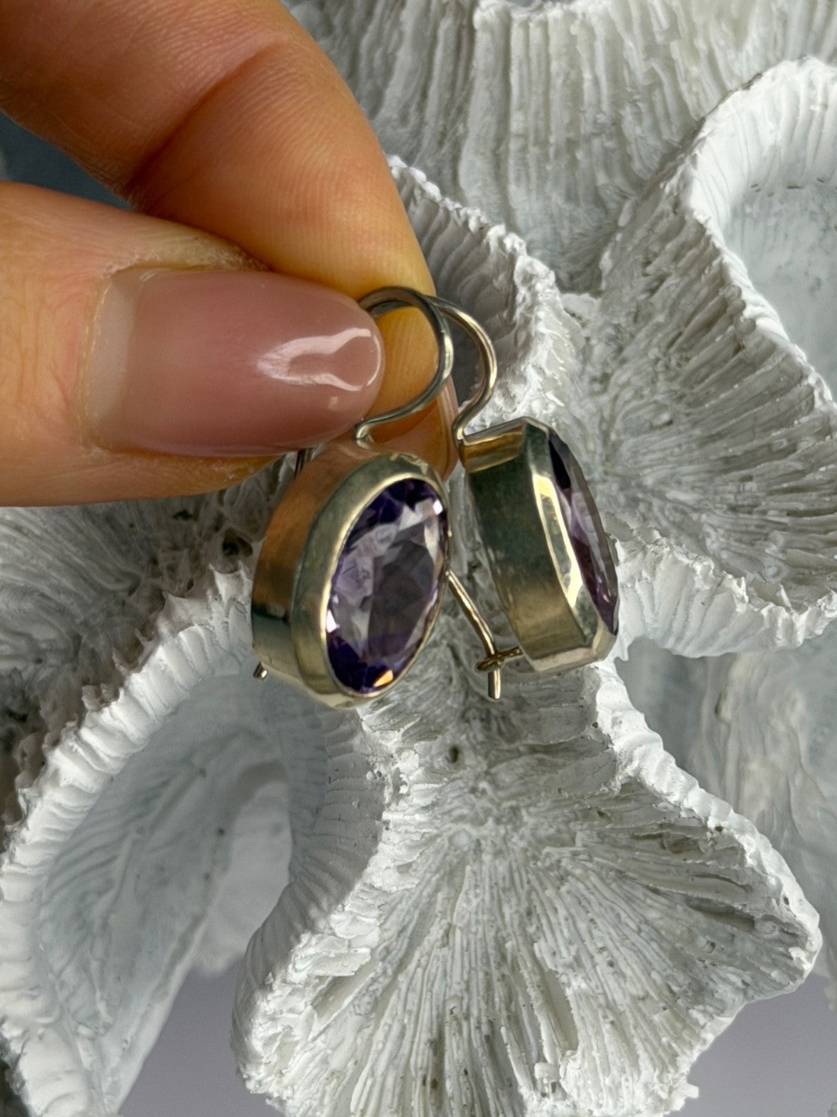 Beautiful Vintage 925 Sterling Silver Amethyst Earrings