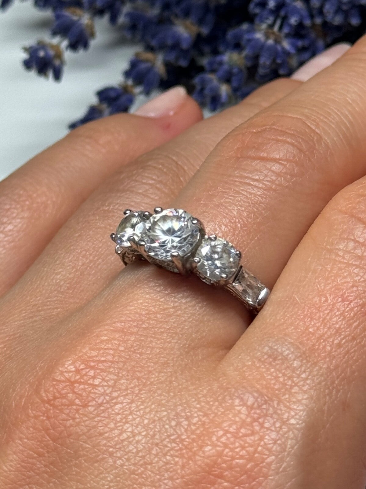 925 Sterling Silver CZ Ring Size 7.5