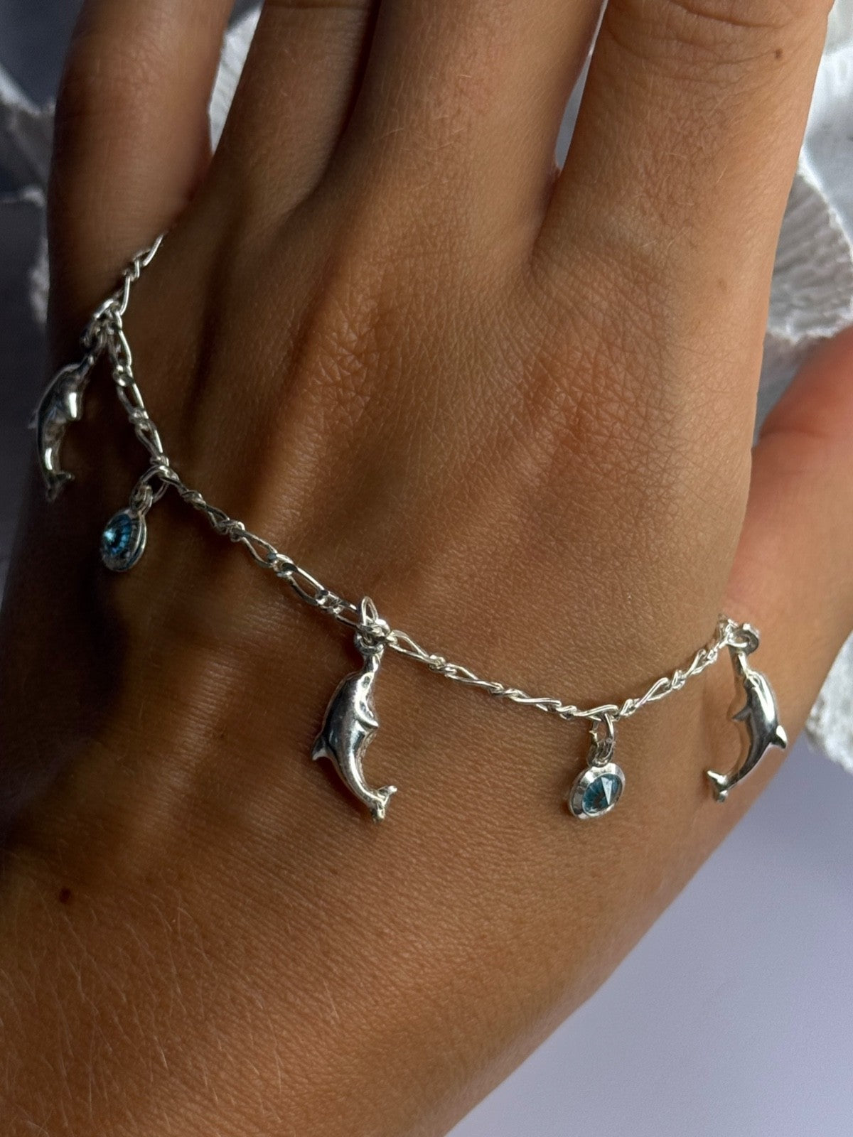 925 Sterling Silver Dolphin Blue Topaz Bracelet Length 7.5