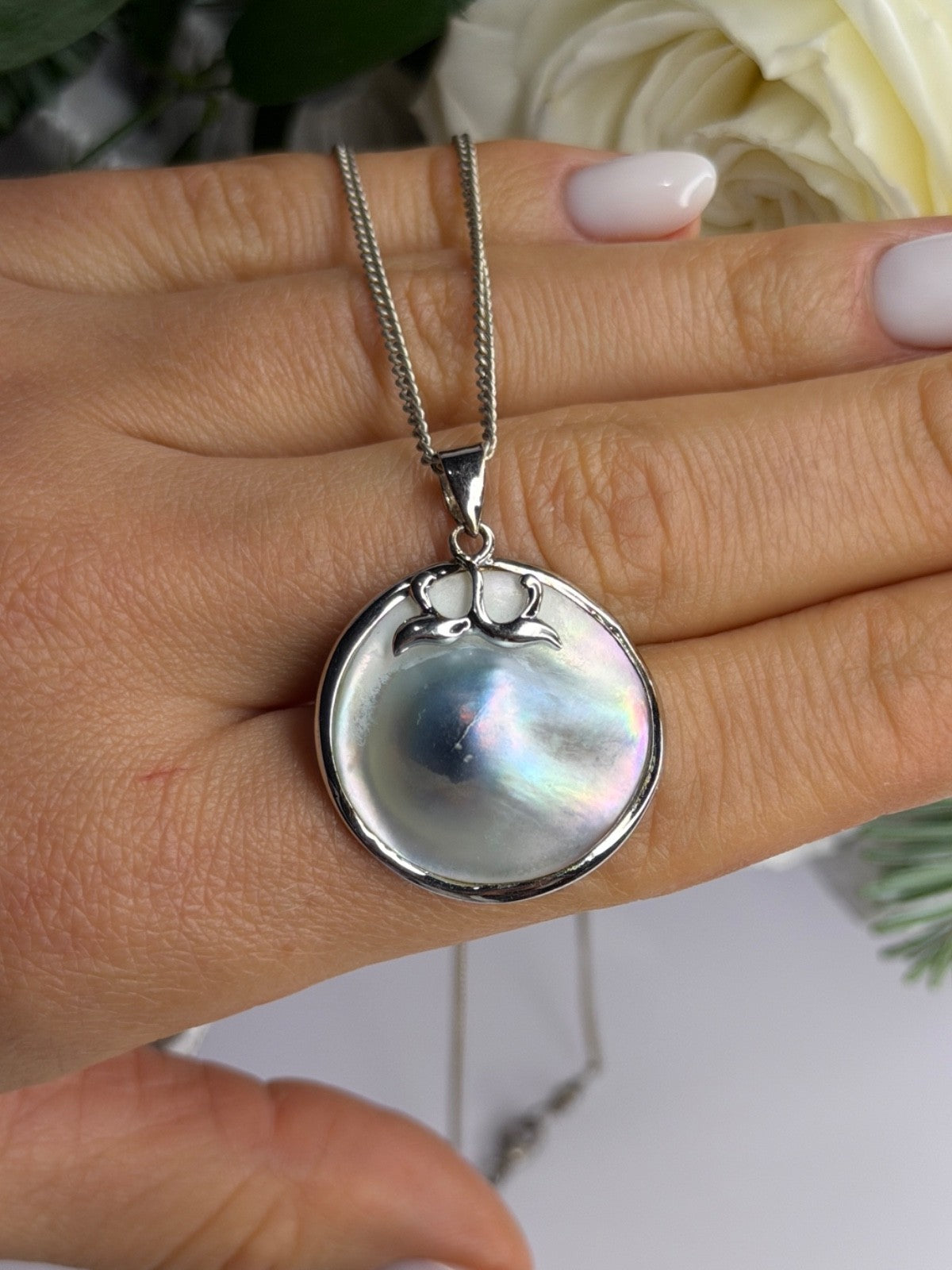 Beautiful Vintage 925 Sterling Silver Abalone Necklace Length 16 in