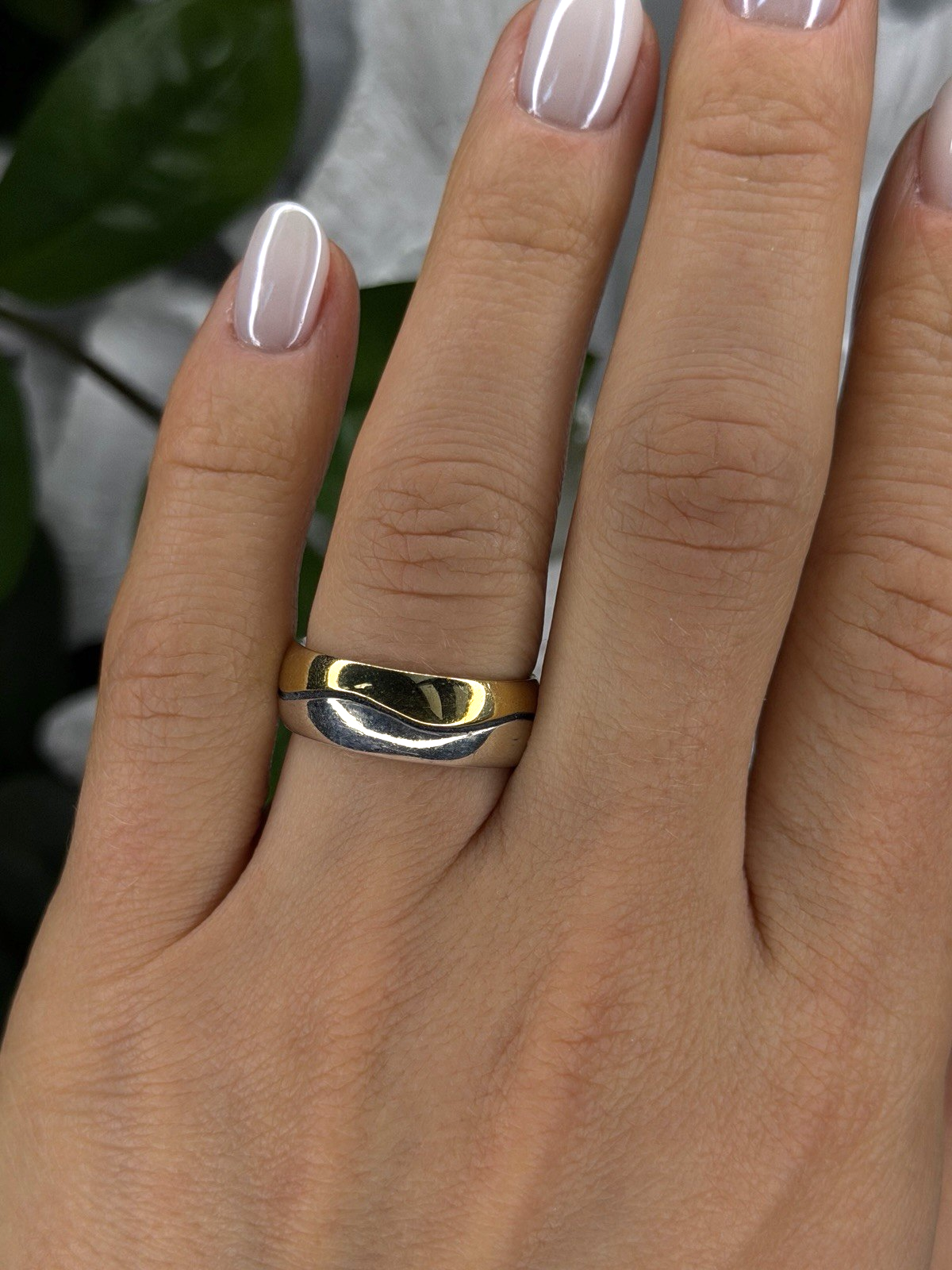 925 Sterling Silver & Yellow Gold Plated Ring Size 7
