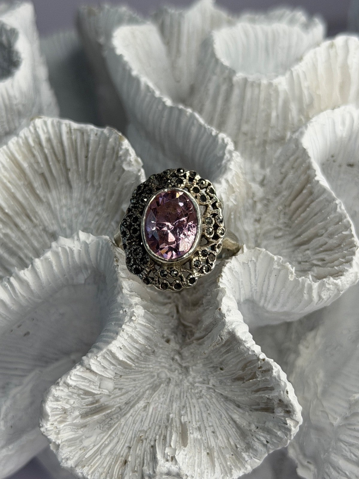 Vintage 925 Sterling Silver Morganite & Marcasite Ring Size 7