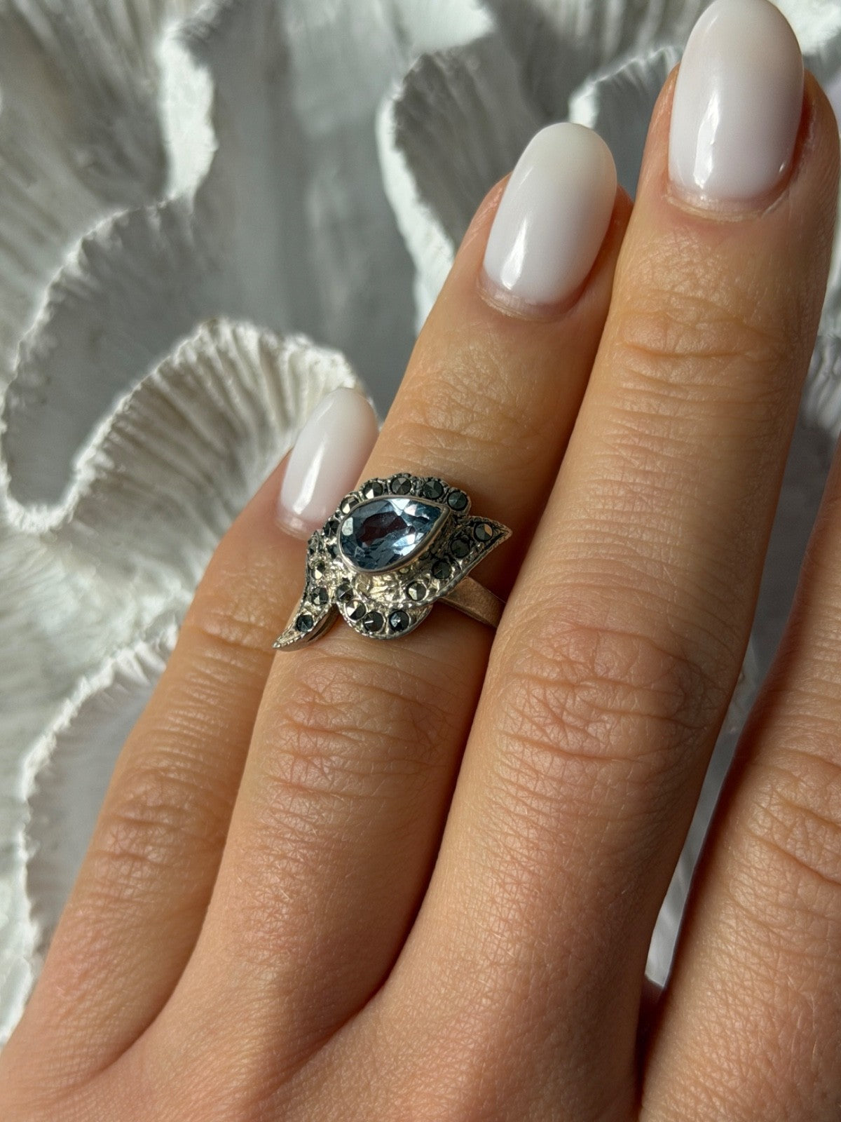 925 Sterling Silver Blue Topaz & Marcasite Ring Size 4