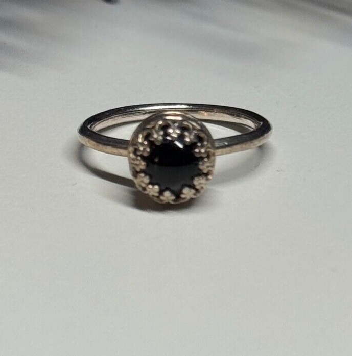 925 Sterling Silver Onyx Ring Size 7.5