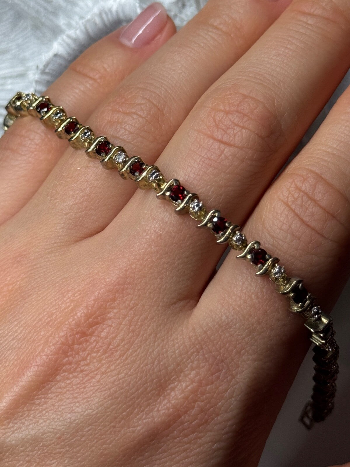 925 Sterling Silver Gold Plated Garnet Bracelet Length 7.5
