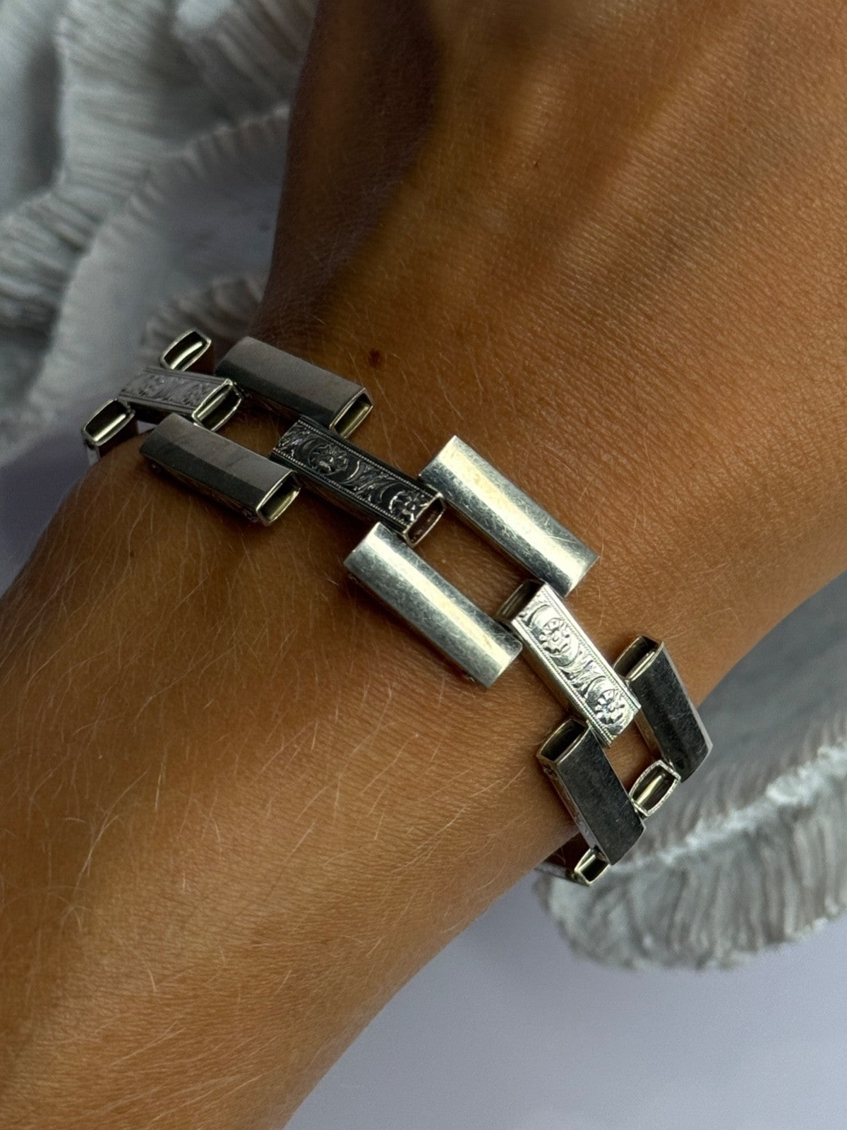 Beautiful Vintage 925 Sterling Silver Bracelet Length 7