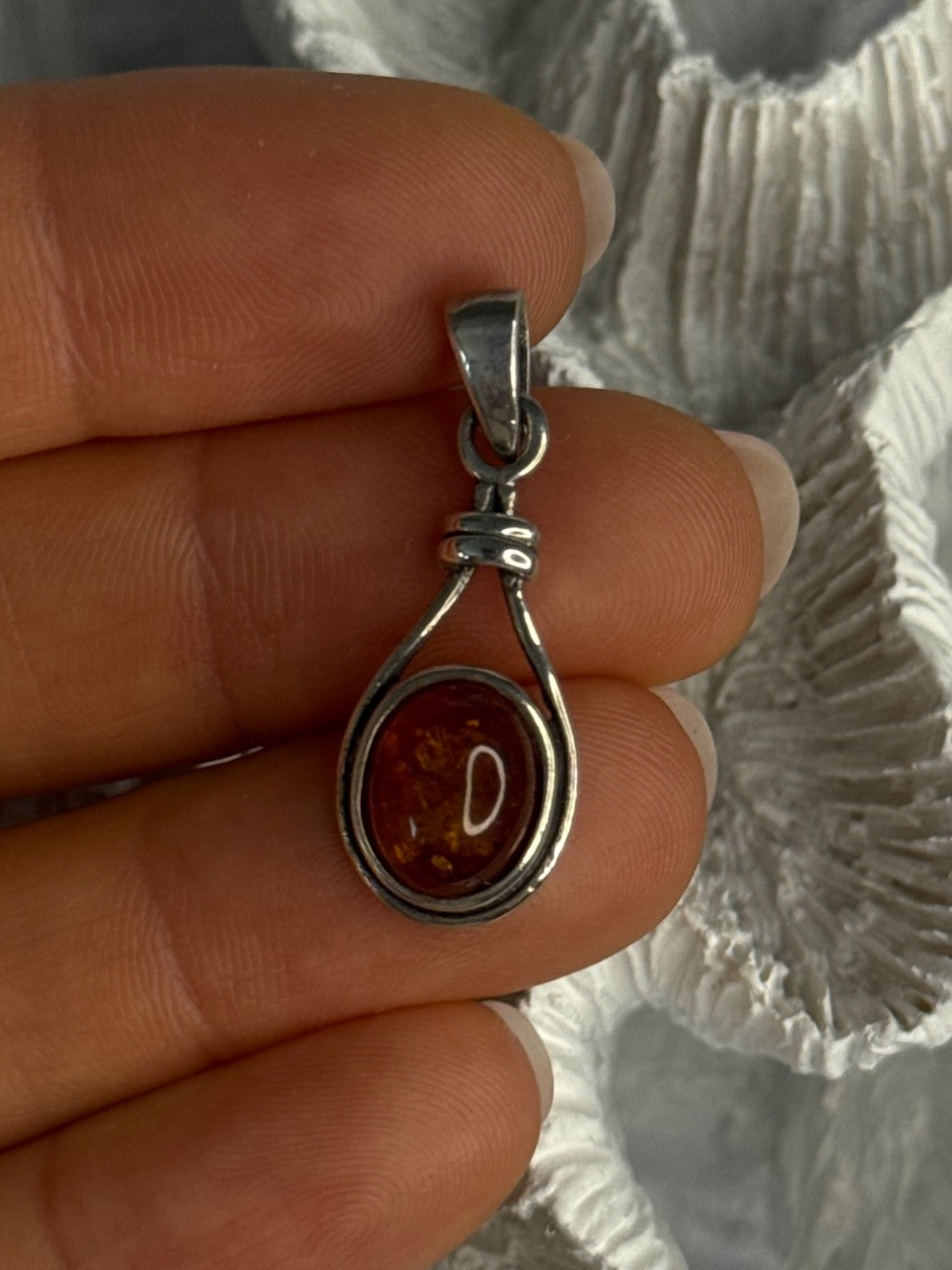 925 Sterling Silver Amber Pendant Length 1.20 Inch