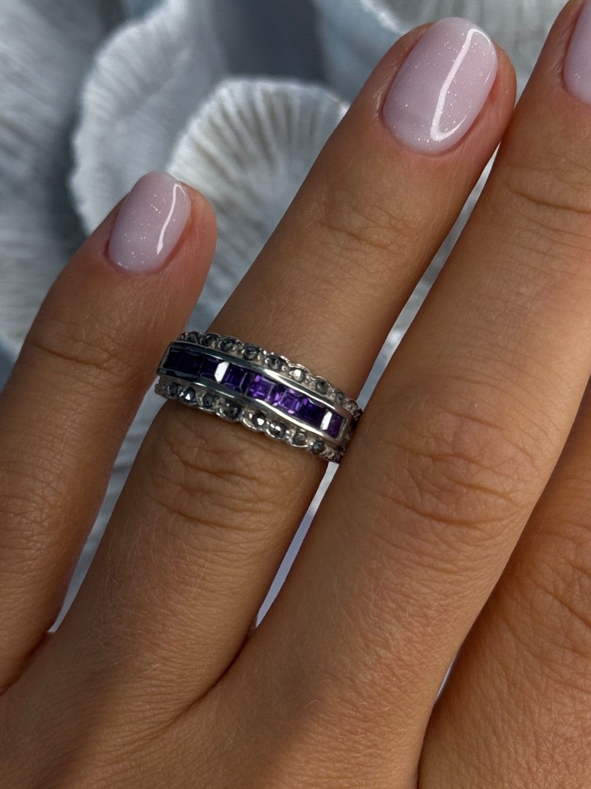 925 Sterling Silver Amethyst & Marcasite Ring Size 6