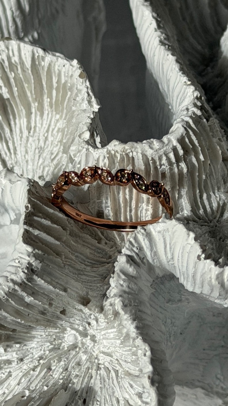 Classy Design 10K Rose Gold Diamond 0.12 ct Ring Size 6.5