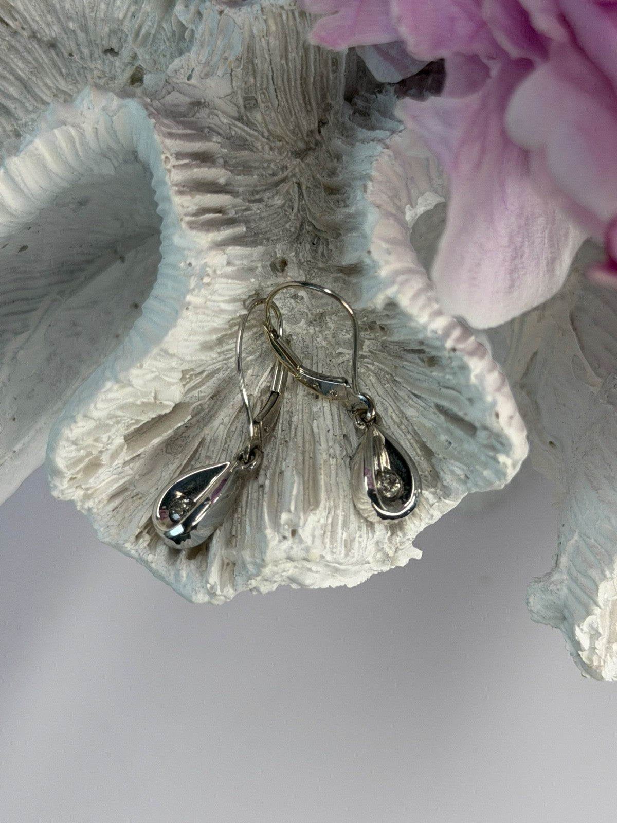 14K White Gold Diamond 0.12 ct Earrings
