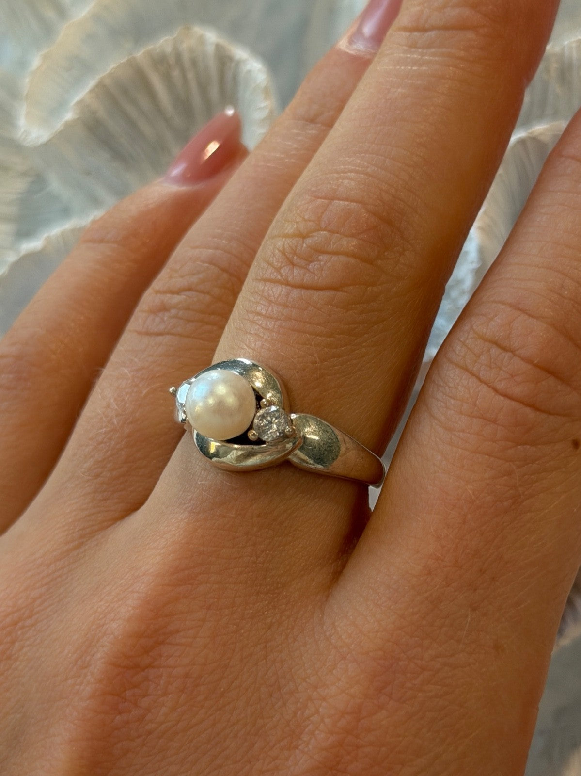925 Sterling Silver Pearl & Cz Ring Size 8.5