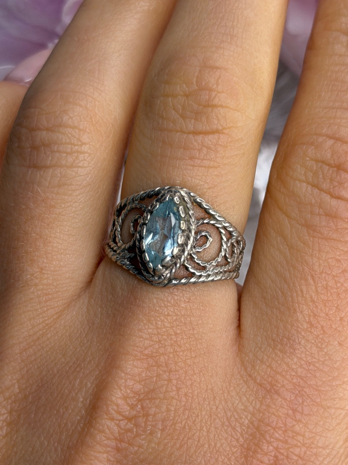 925 Sterling Silver Blue Topaz Ring Size 8