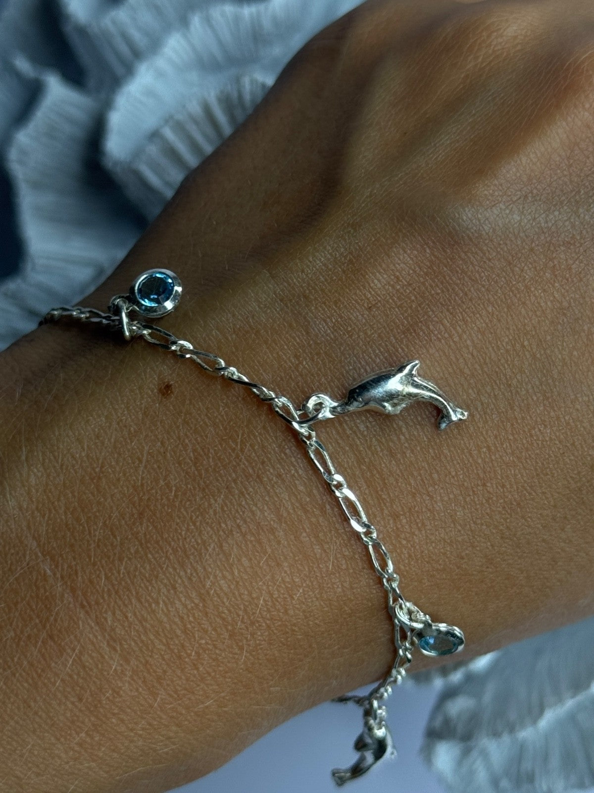 925 Sterling Silver Dolphin Blue Topaz Bracelet Length 7.5