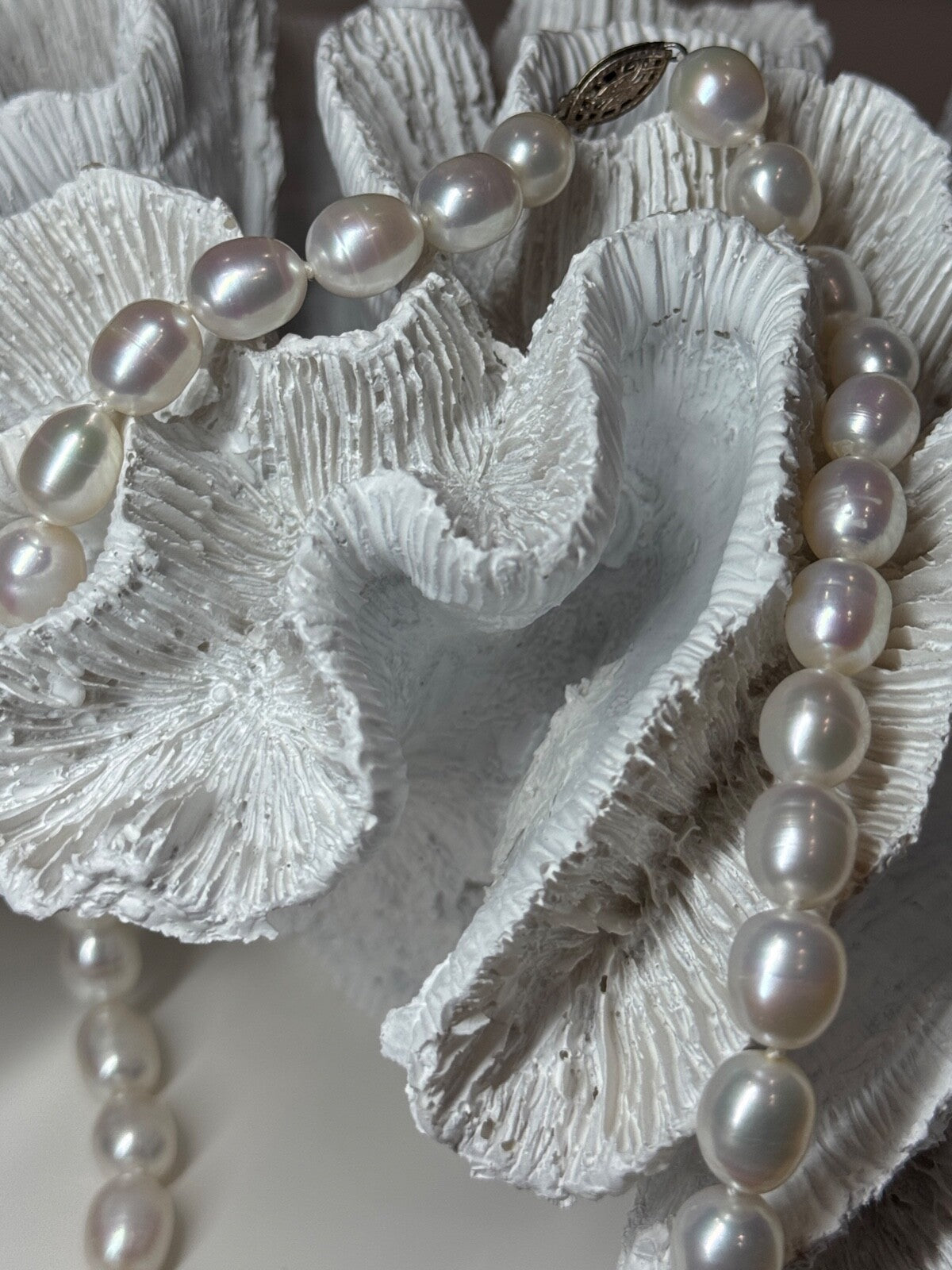 925 Sterling Silver Freshwater Pearls Necklace Length 18 IN