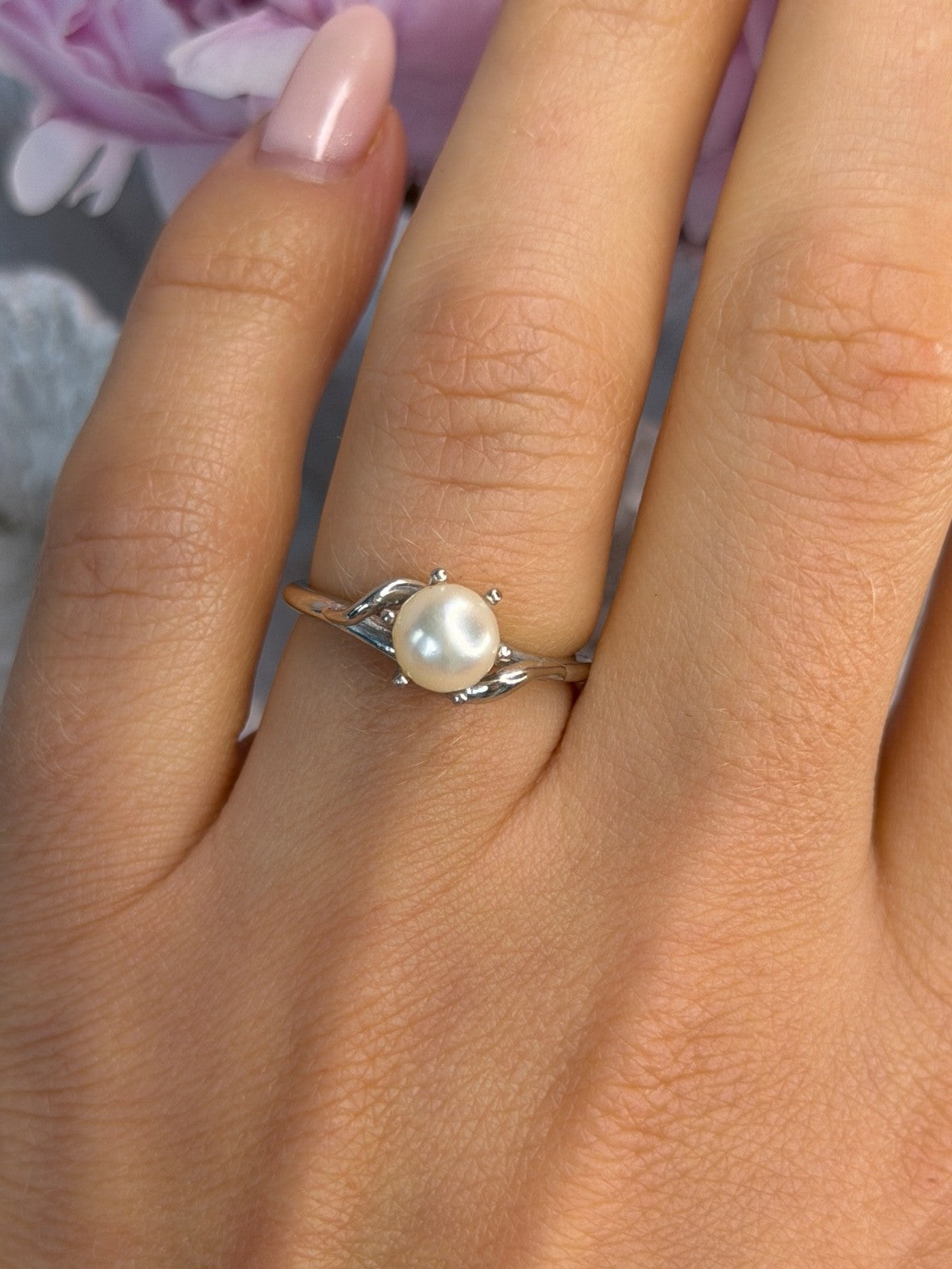 La Pais 14K White Gold Pearl Ring Size 6.5