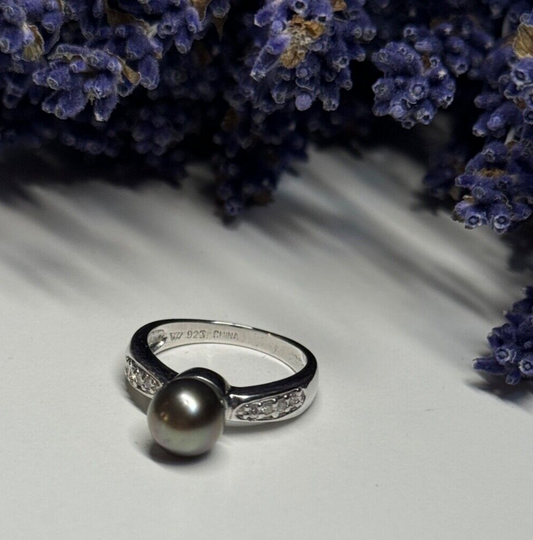 925 Sterling Silver Pearl & Beryl Ring Size 5.5