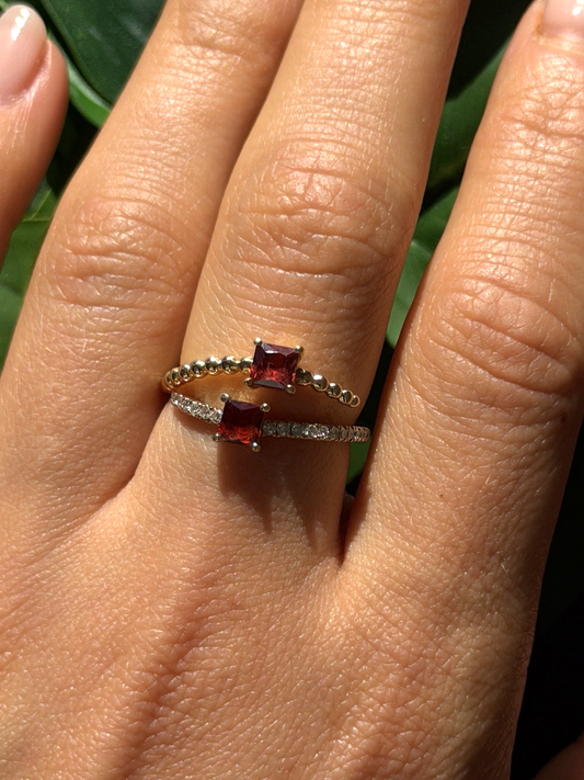 Modern Adjustable 14K Yellow Gold Garnet & Diamond Ring