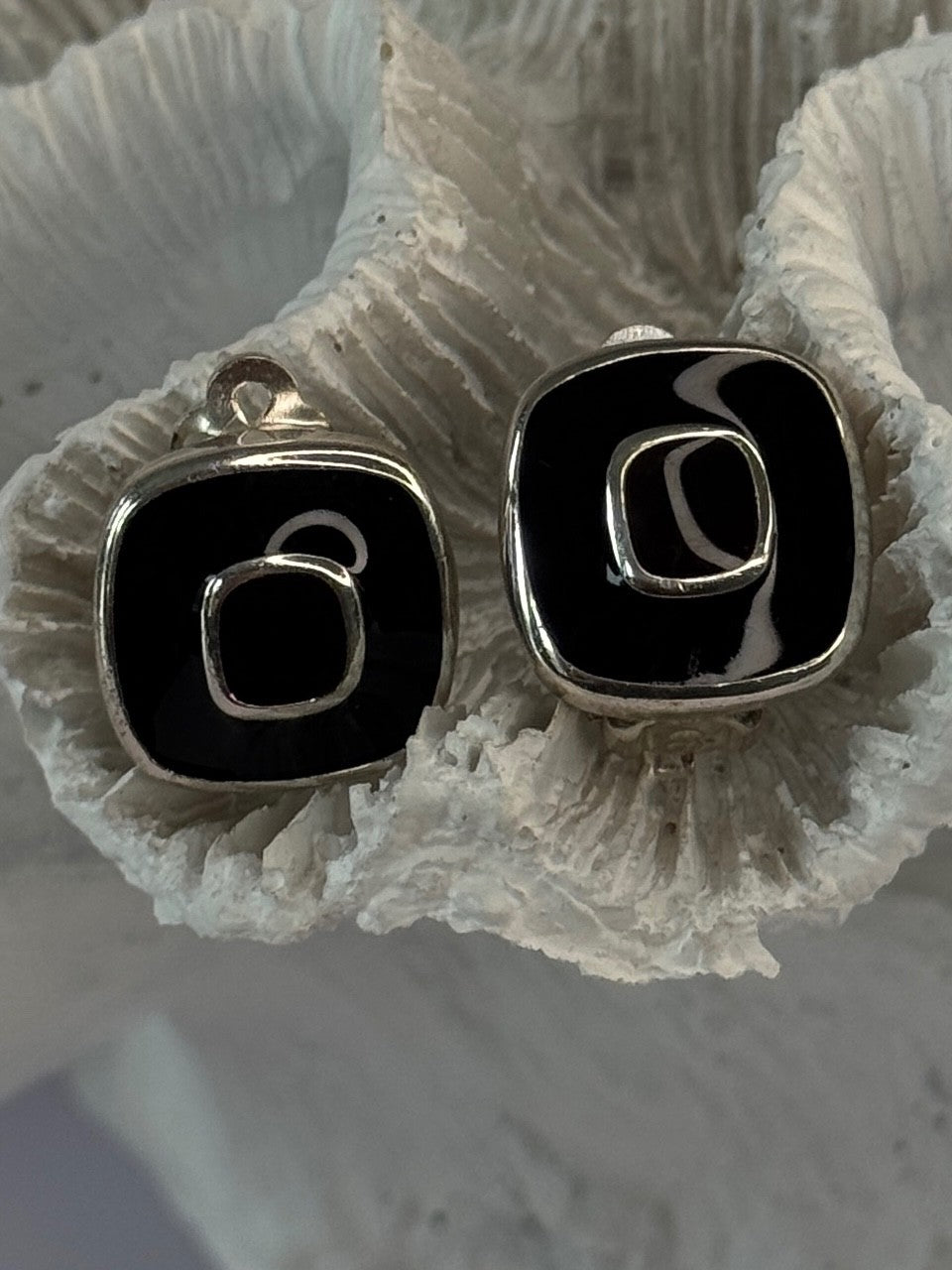 925 Sterling Silver Black & Brown Onyx Clip Earrings Length 0.60 Inch