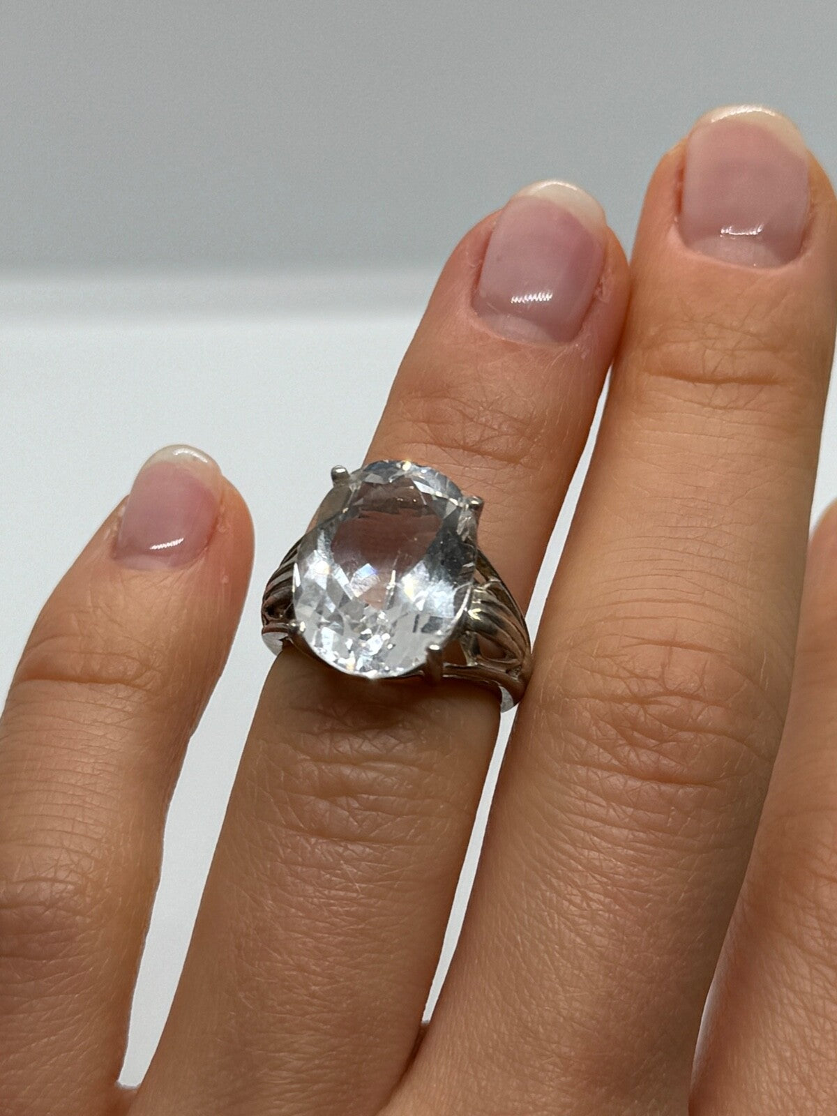 925 Sterling Silver CZ Ring Size 4