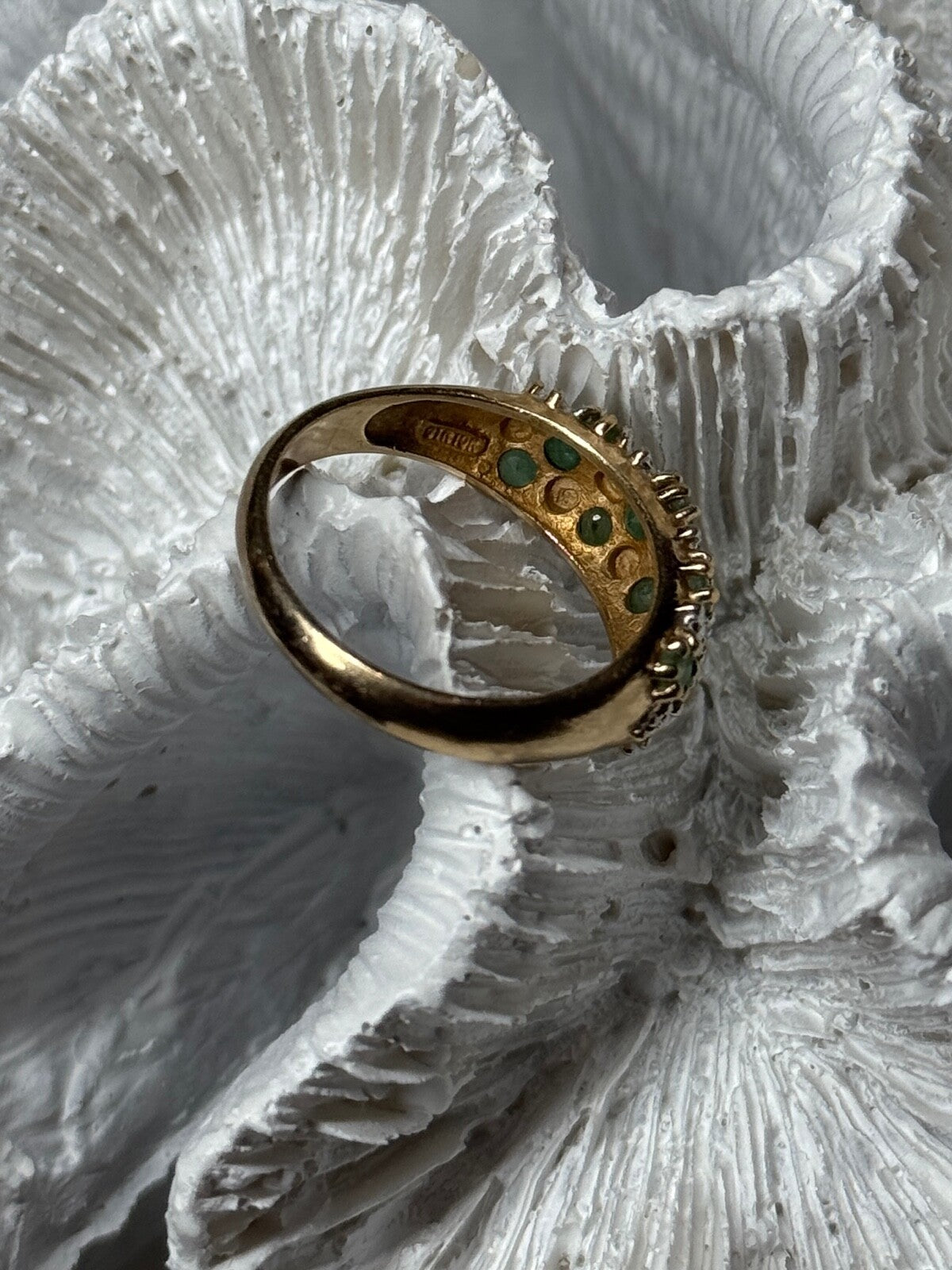 10K Yellow Gold Ring Emerald & Diamond Size 6