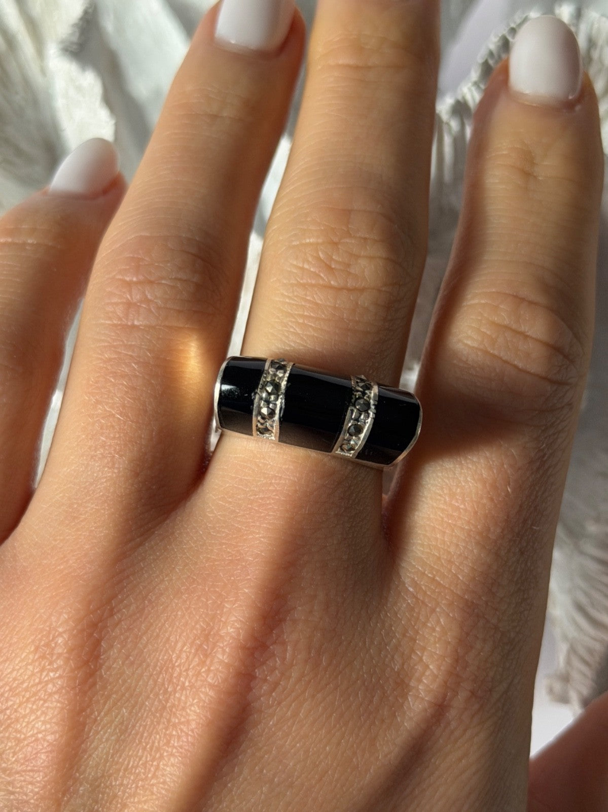Vintage 925 Sterling Silver Onyx & Marcasite Ring Size 8.5