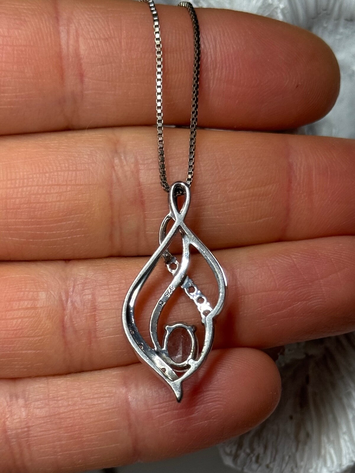 925 Sterling Silver White Sapphire Necklace Length 21/19 Inch