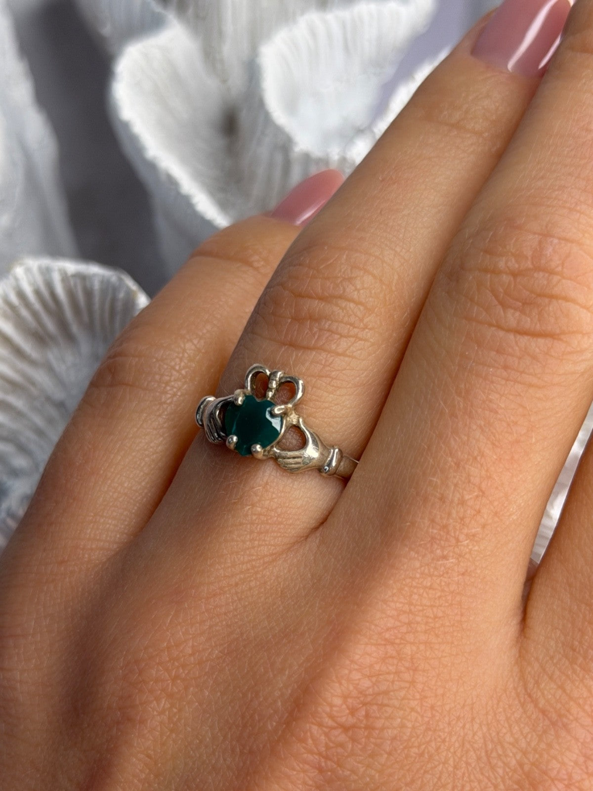 925 Sterling Silver Emerald Heart Ring Size 7