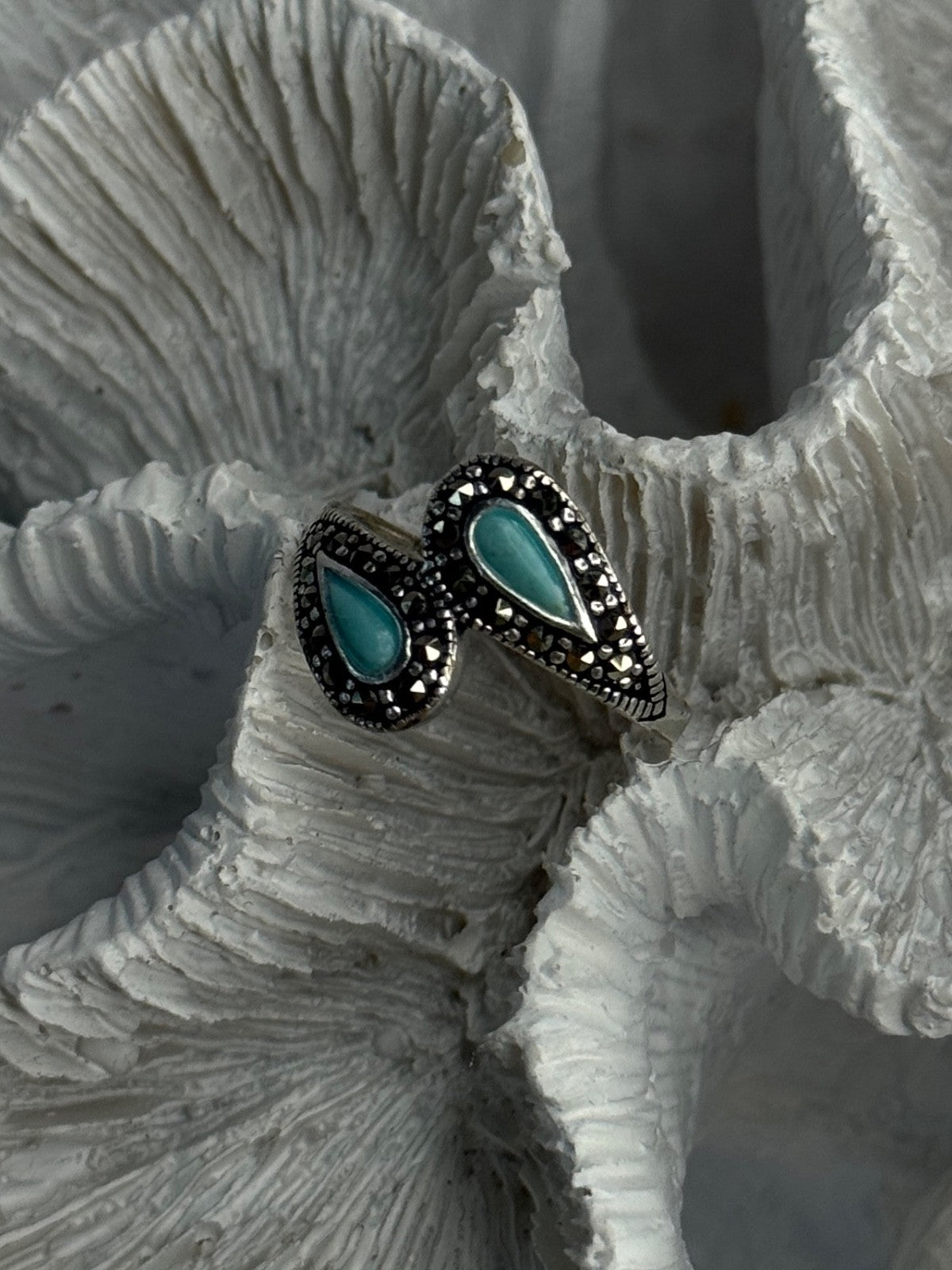 925 Sterling Silver Turquoise & Marcasite Ring Size 7