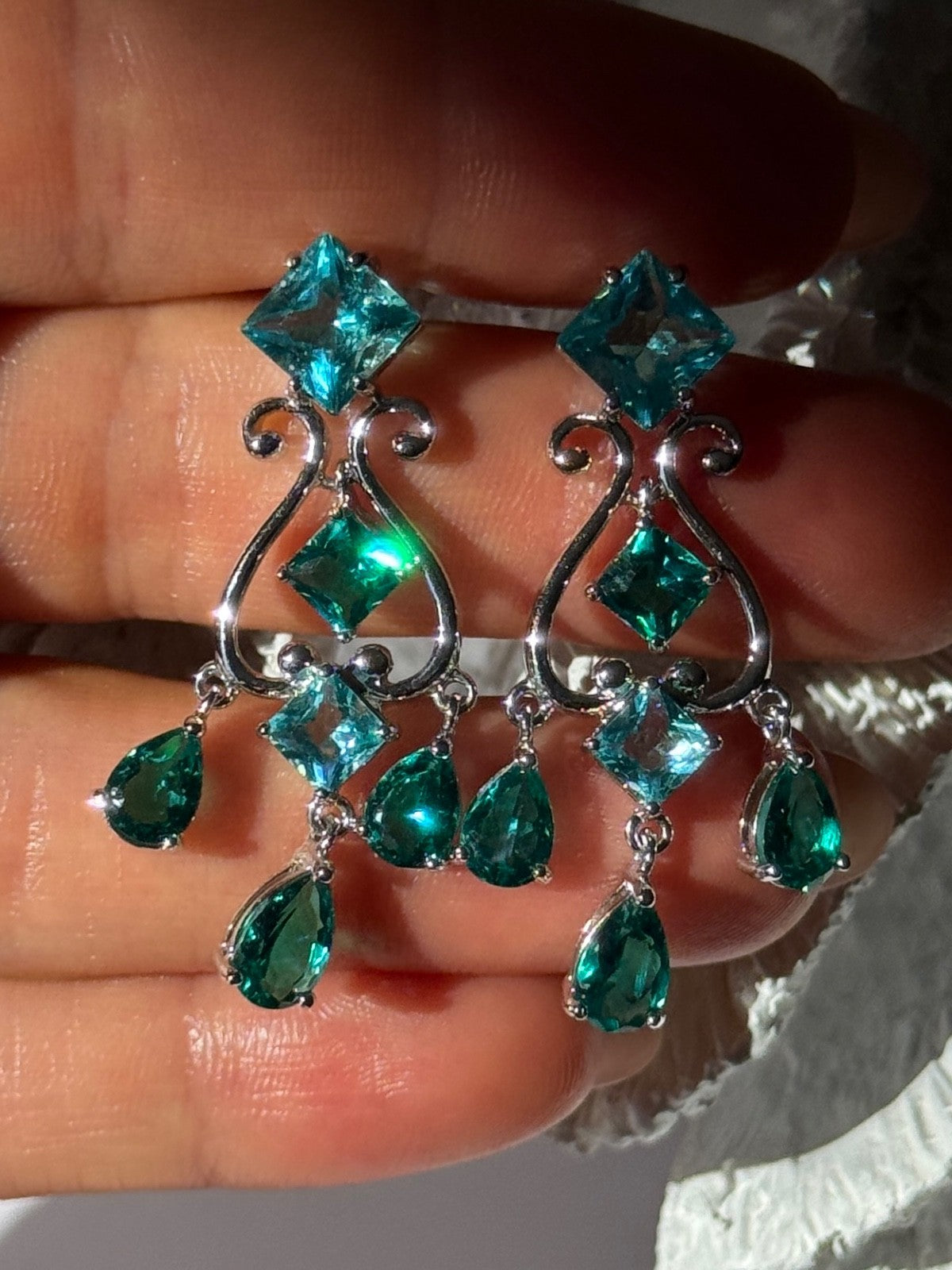 Shiny 925 Sterling Silver Aquamarine & Emerald Earrings