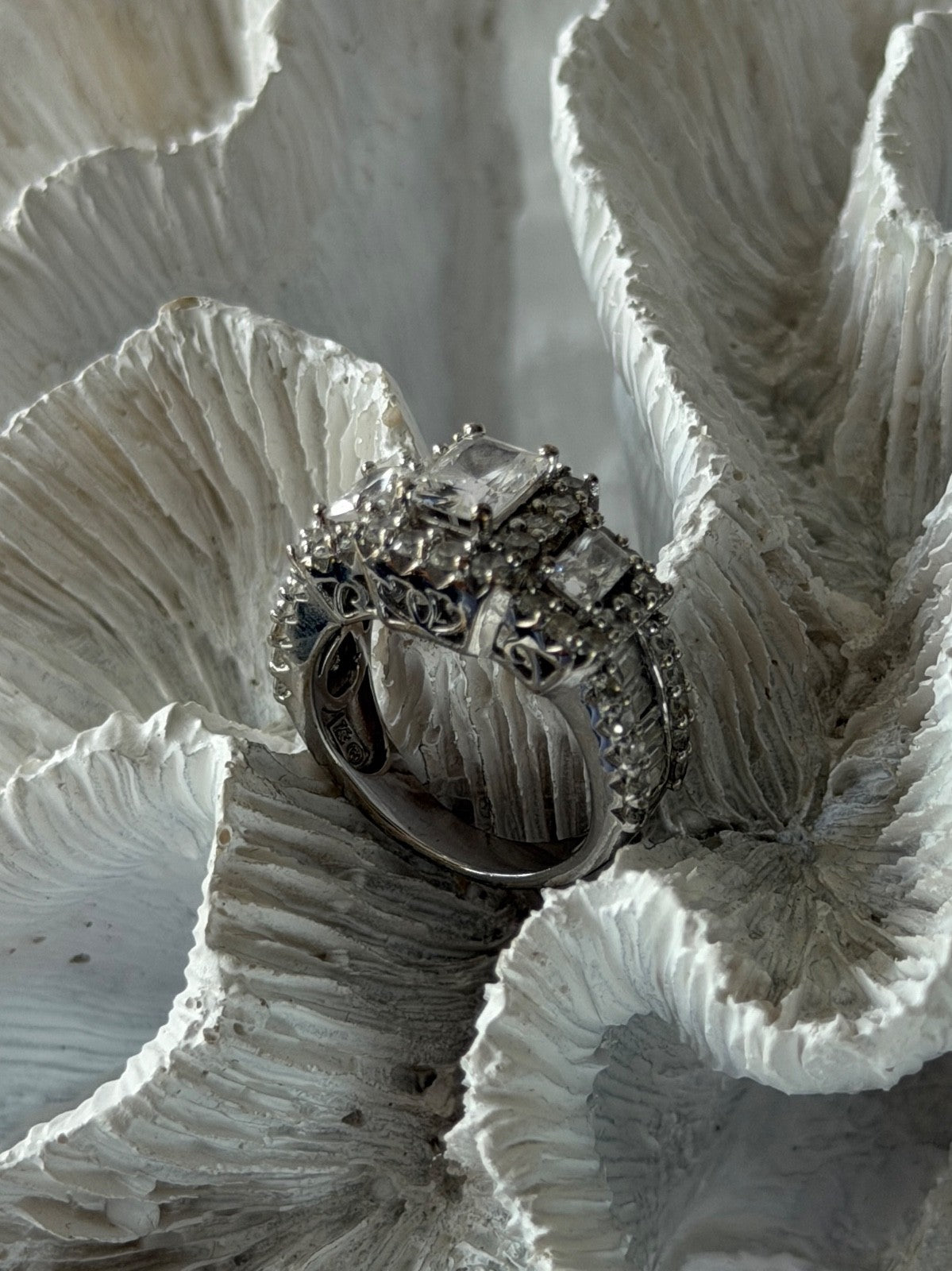 925 Sterling Silver White Topaz Ring Size 7