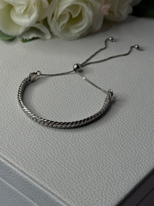 Classy Sizable 925 Sterling Silver Bracelet