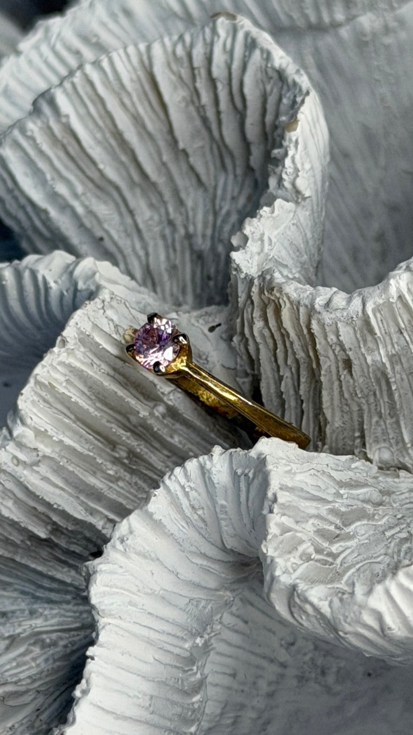 925 Sterling Silver Gold Plated Morganite Ring Size 4