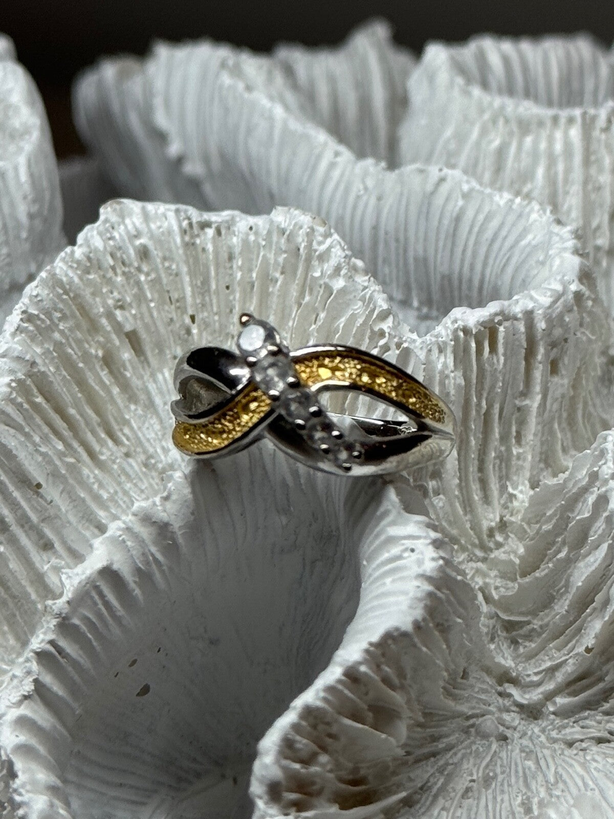 925 Sterling Silver Gold Plated Part White Beryl Ring Size 6.5