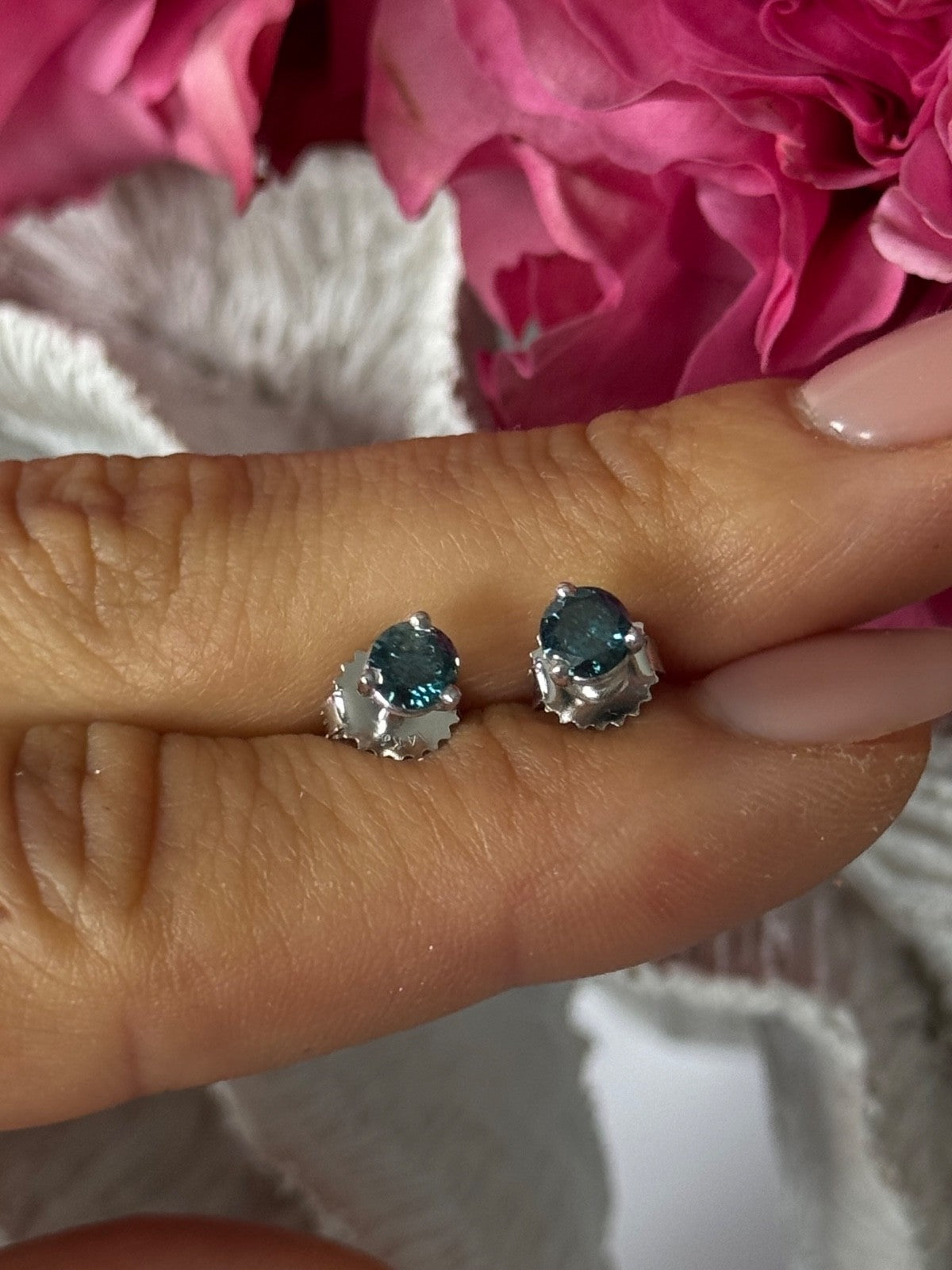 14K White Gold Blue Diamond 0.72 carat Stud Earrings