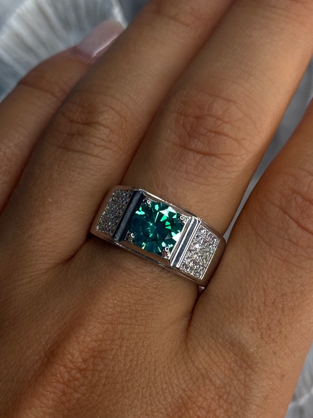 Mens 925 Sterling Silver CZ Ring Sizable 9