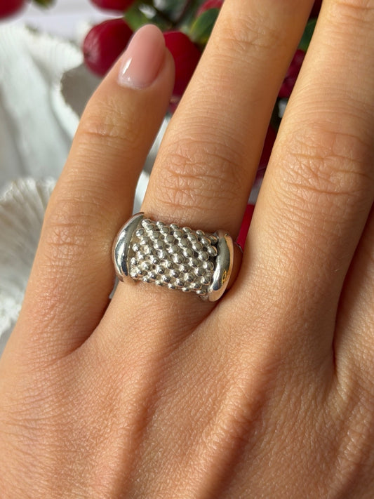 Unique Design 925 Sterling Silver Ring Size 7.5