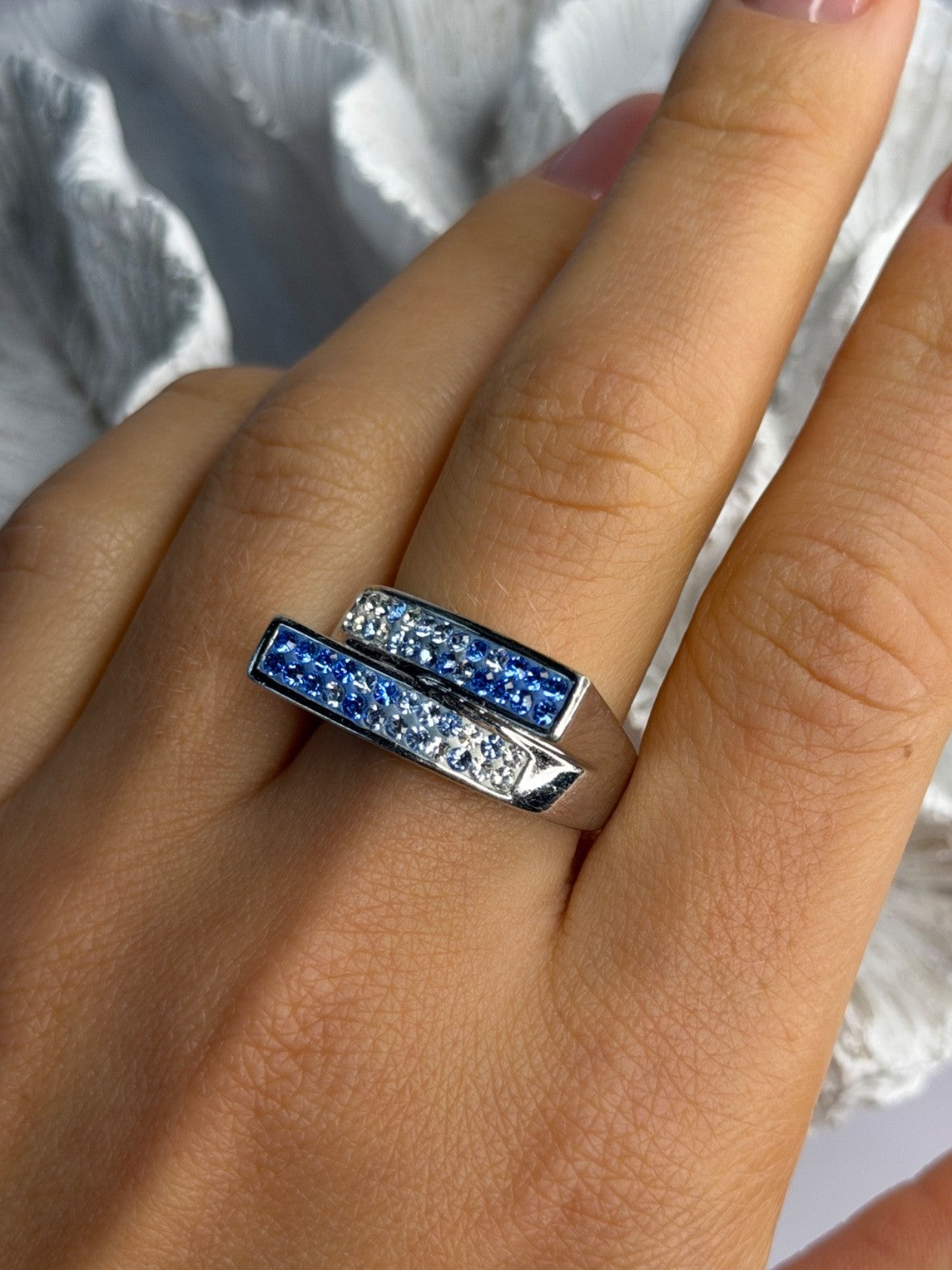 Beautiful 925 Sterling Silver Cz Ring Size 9