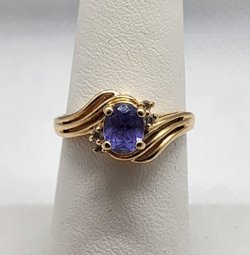 14K YELLOW GOLD RING TANZANITE & DIAMOND SIZE 6