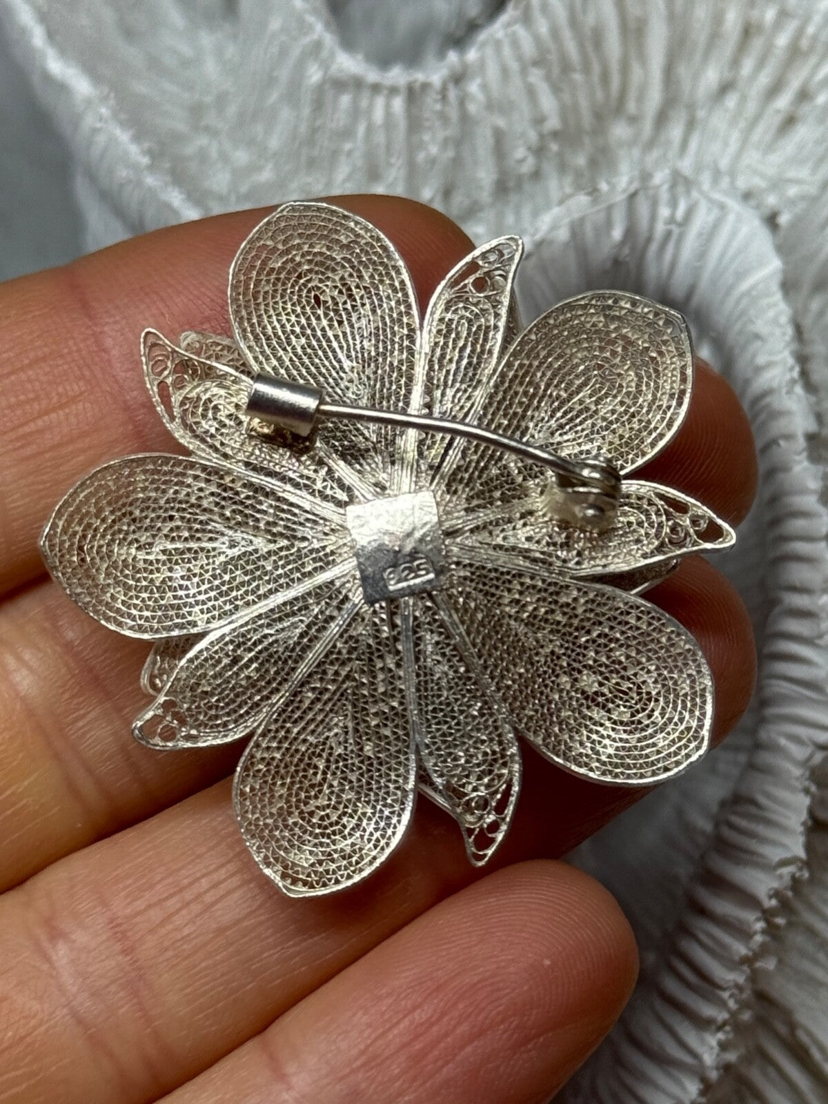 925 Sterling Silver Flower Brooch Length 1.8 Inch