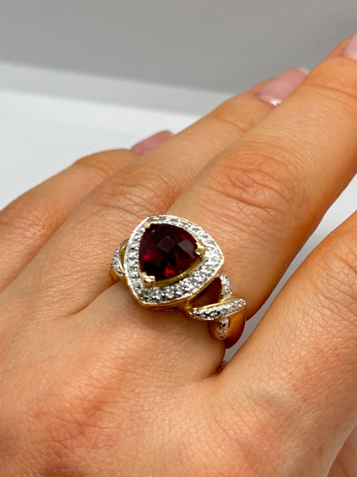 925 Sterling Silver Gold Plated Spinel Ring Size 7