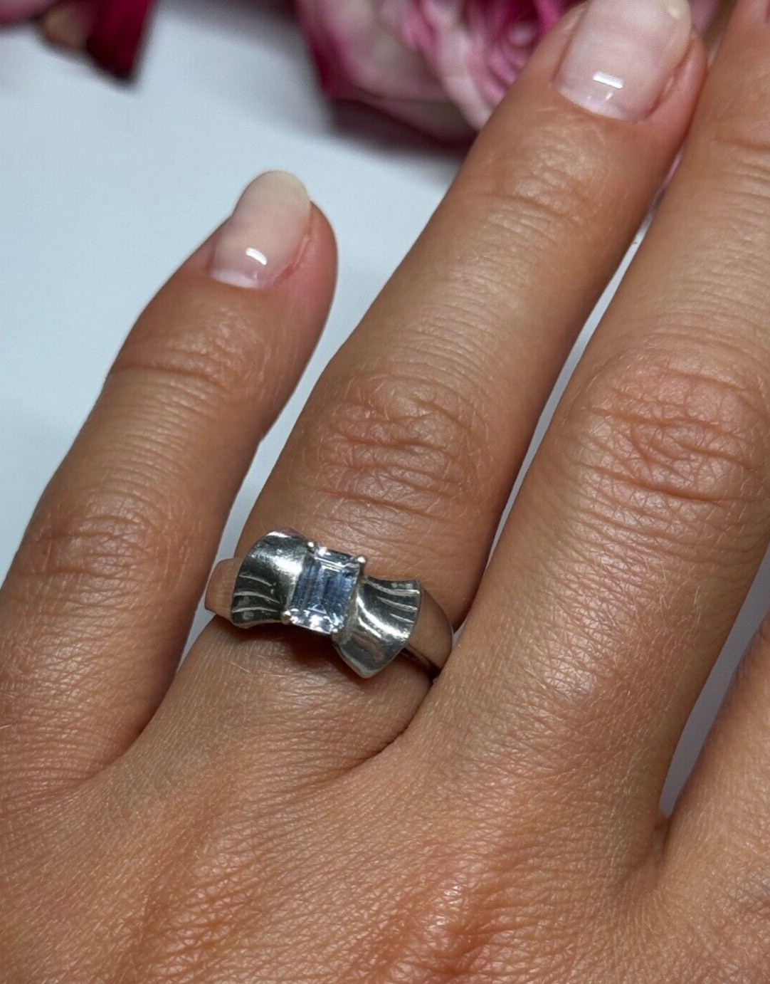 925 Sterling Silver White Topaz Ring Size 6