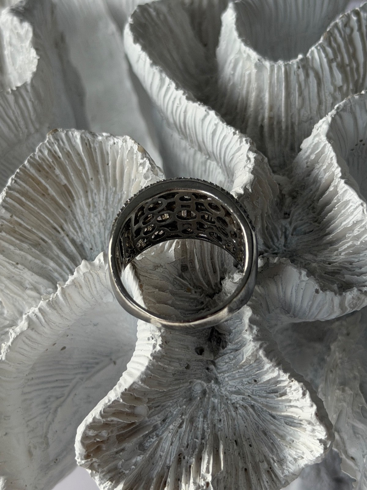 Elegant Design 925 Sterling Silver Cz Ring Size 11