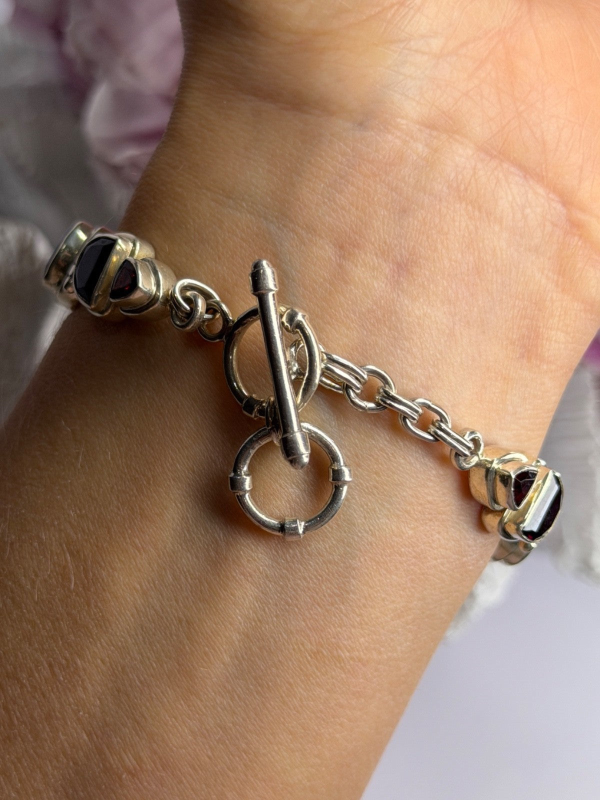 925 Sterling Silver Garnet Bracelet Length 7-7.5