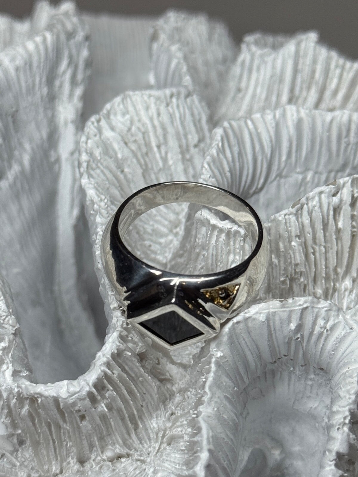 925 Sterling Silver Black Enamel & Black Diamonds Men'S Ring Size 8.3